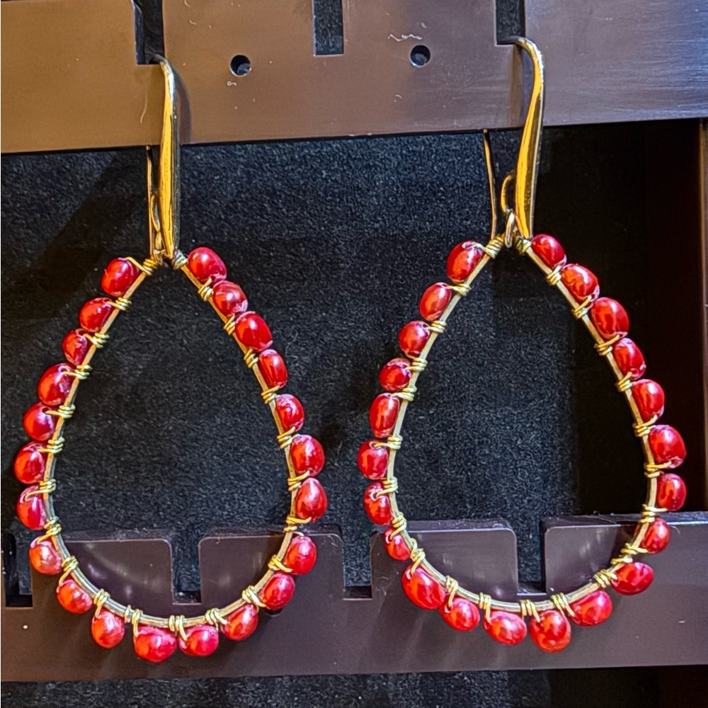 Red Barack Pearl, drop hoop earrings. Gold Verme and pearls.